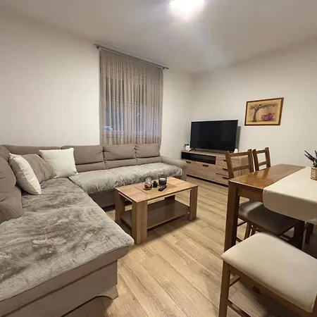 Apartment Grbesic Siroki Brijeg Exterior photo